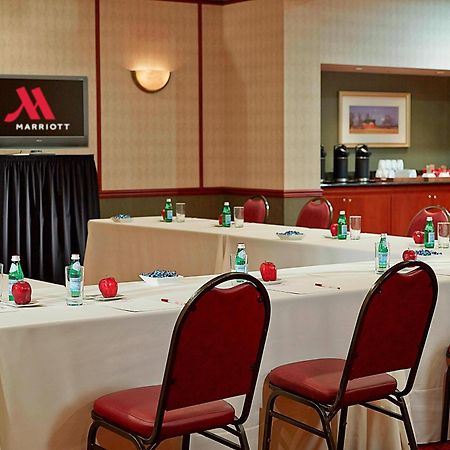 Hotel Marriott Hartford/Windsor Airport Exterior foto